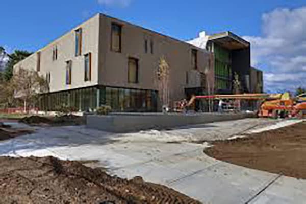 Connecticut College's Shain Library building